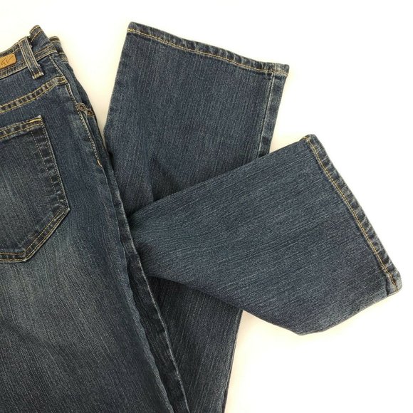 Gloria Vanderbilt Womens Amanda Blue Mid Wash Denim Straight Jeans Size 16 Short - Picture 5 of 14